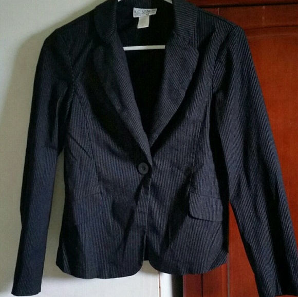 ✅Black & White Pinstripe Business Suit - Picture 3 of 8